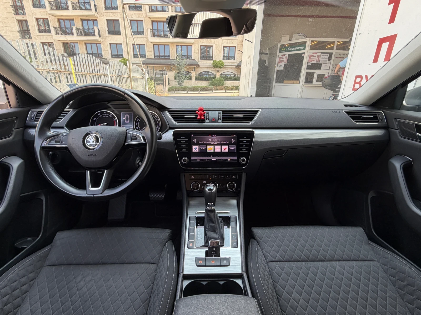 Skoda Superb 1.5 TSI Facelift, снимка 13 - Автомобили и джипове - 55690599