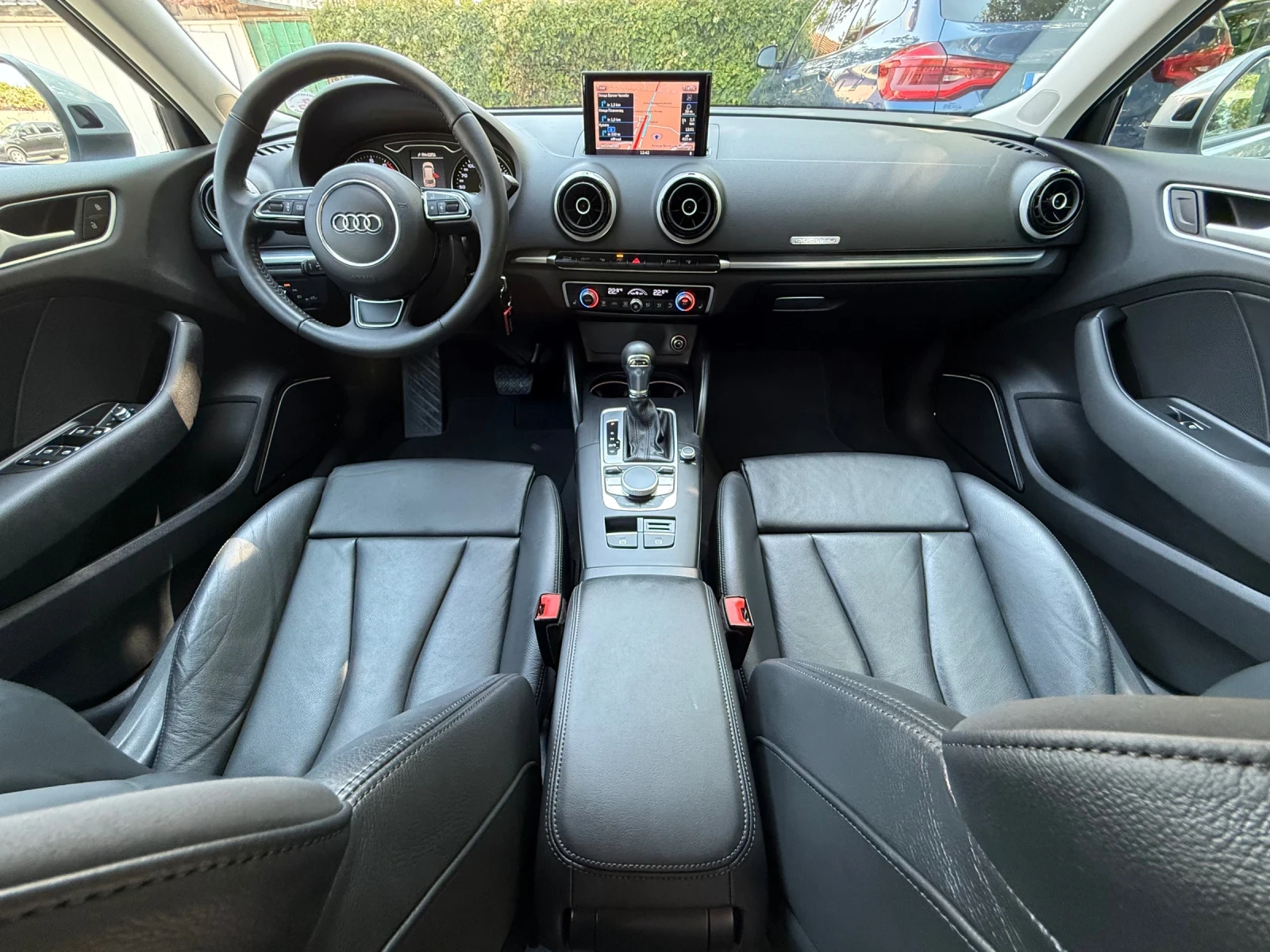 Audi A3 1.8 TFSI Ambition Quattro S-tronic - 180k.c. - ТОП, снимка 10 - Автомобили и джипове - 56016998