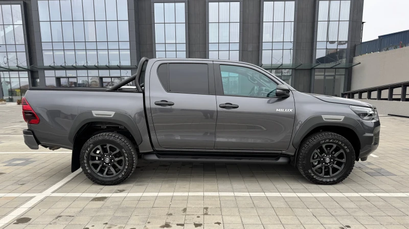 Toyota Hilux, снимка 7 - Автомобили и джипове - 49137941