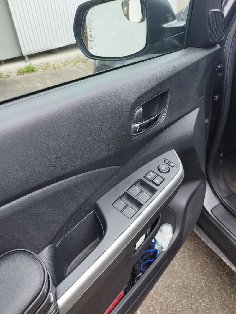 Honda Cr-v Executive, снимка 16 - Автомобили и джипове - 52346022