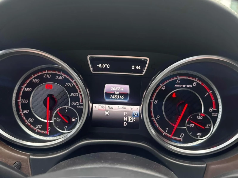 Mercedes-Benz GLS AMG 63  CARFAX, снимка 8 - Автомобили и джипове - 52811937