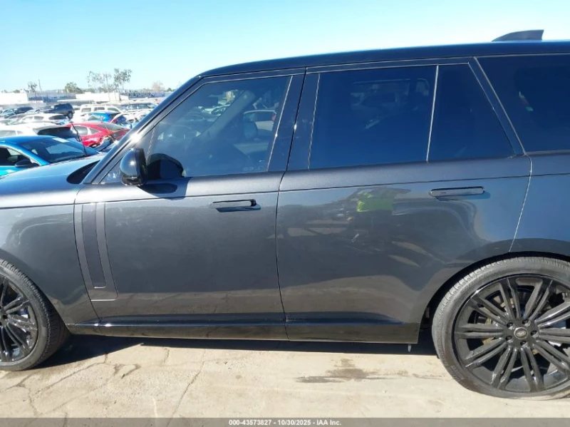 Land Rover Range rover 4.4L V-8 DI, DOHC, VVT, TURBO, 523HP All Wheel, снимка 6 - Автомобили и джипове - 52886268