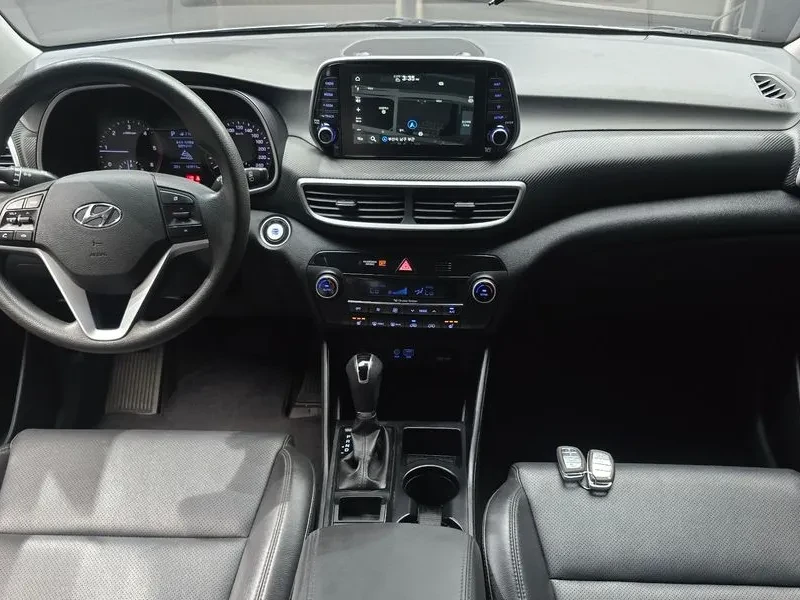 Hyundai Tucson 1.6 2WD SMART, снимка 7 - Автомобили и джипове - 55801576