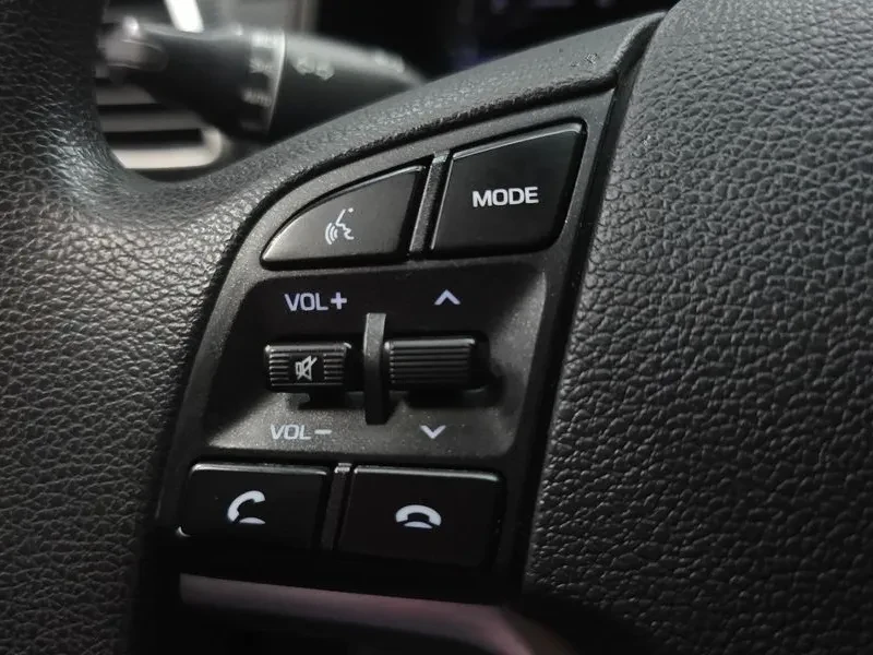 Hyundai Tucson 1.6 2WD SMART, снимка 17 - Автомобили и джипове - 55801576