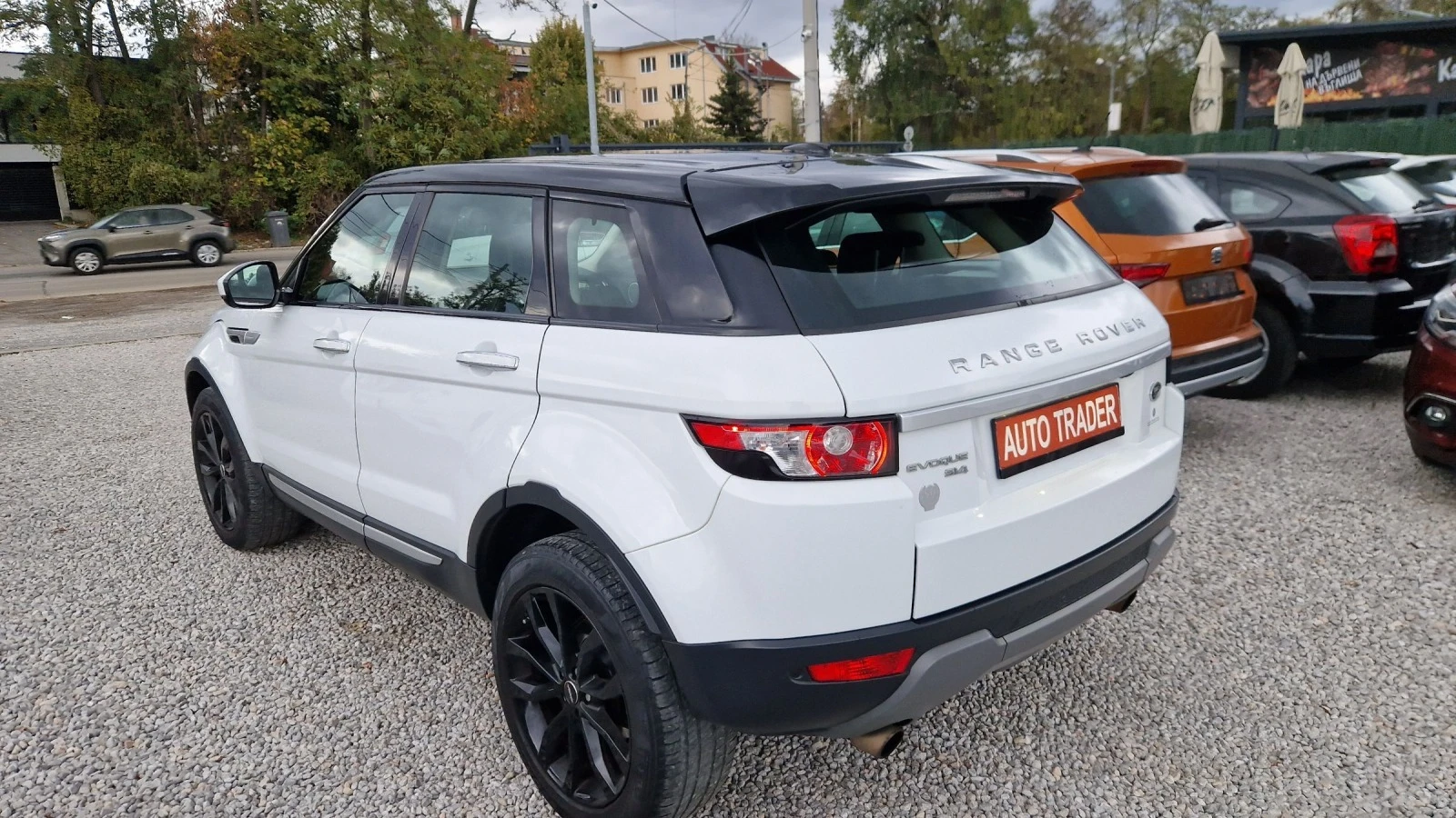 Land Rover Range Rover Evoque 2.0SI-241кс. NAVY - изображение 9