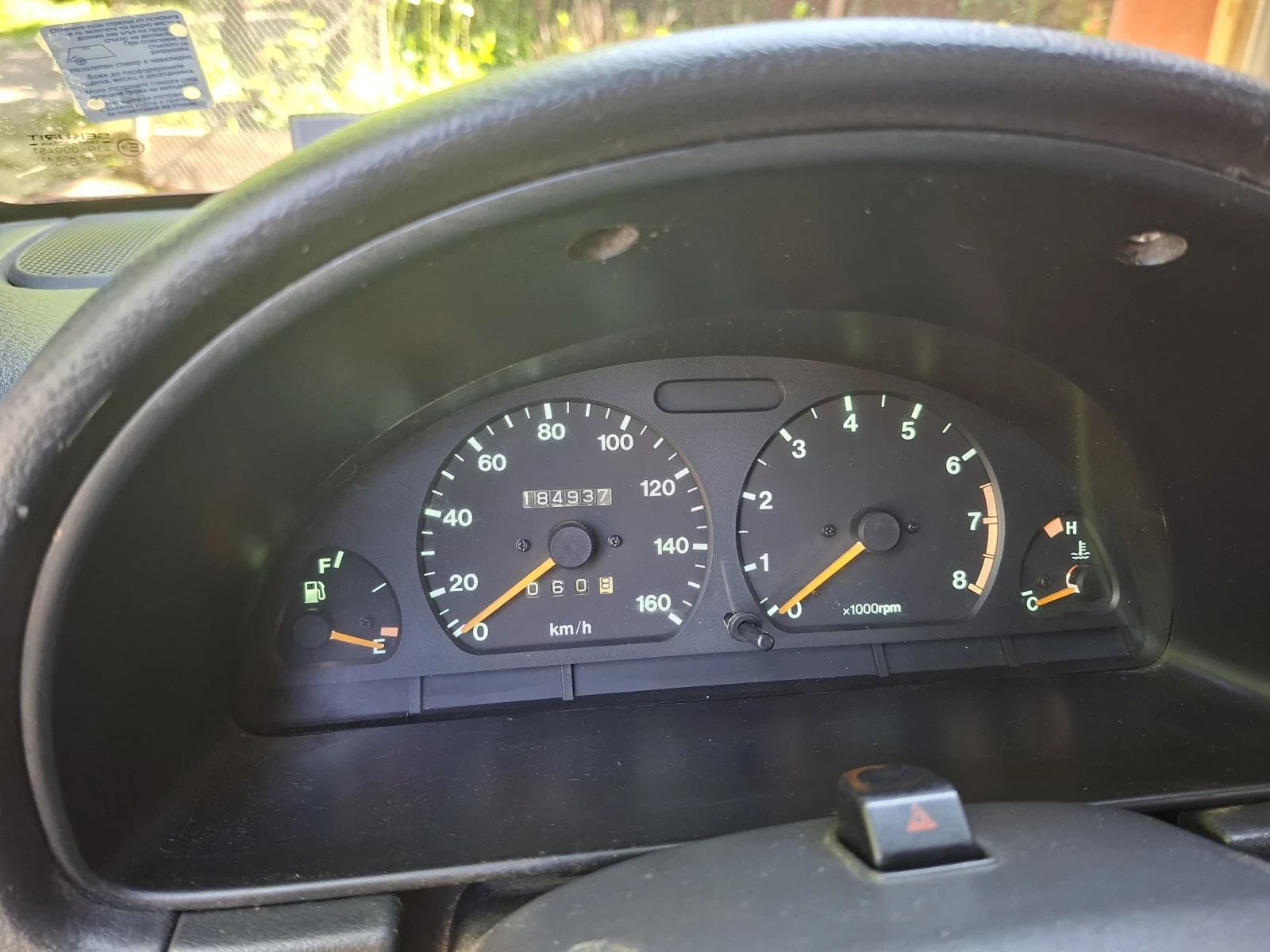 Suzuki Vitara 1.6i 97к.с. - изображение 6