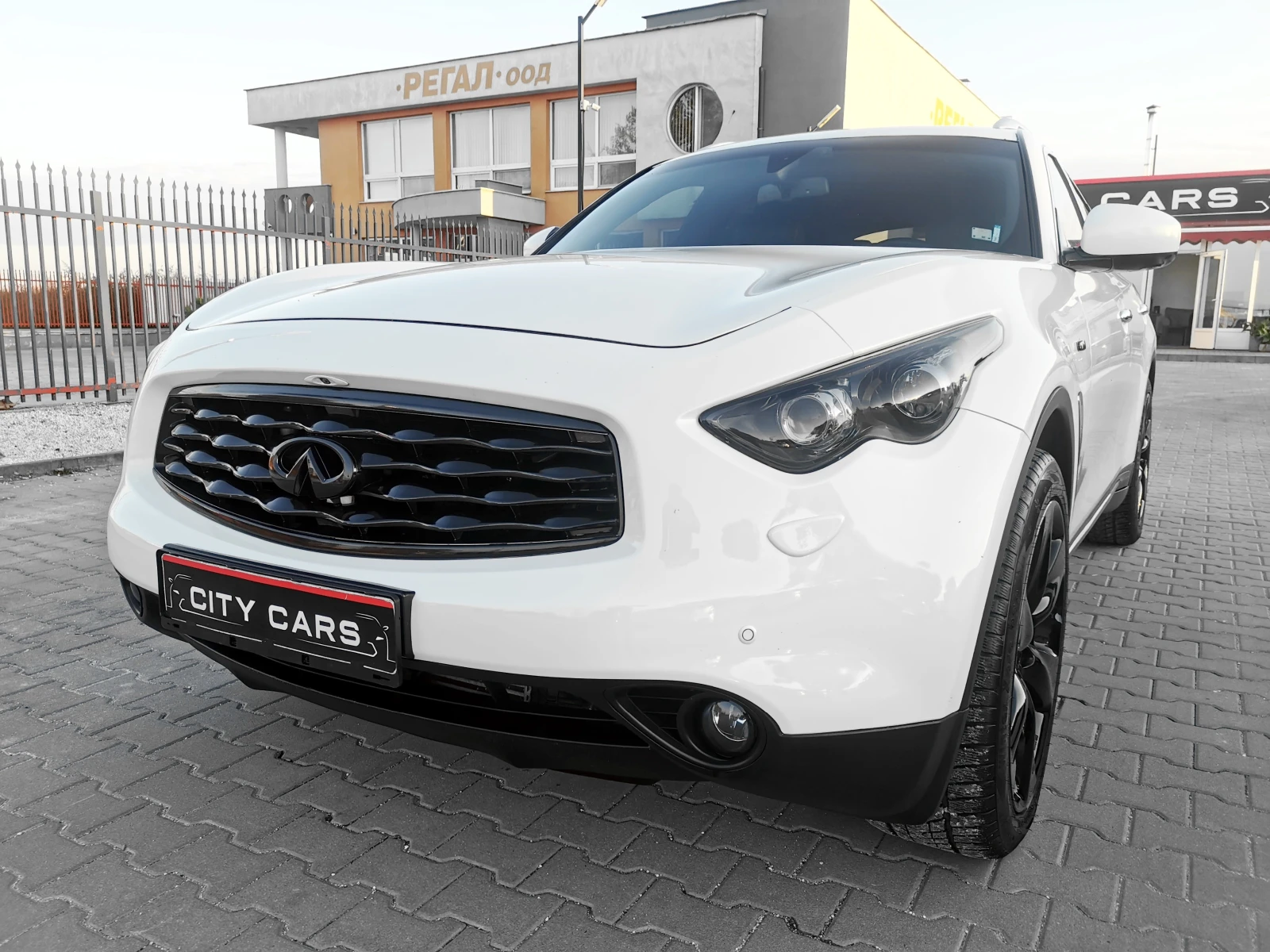 Infiniti Fx 30 dS - изображение 2