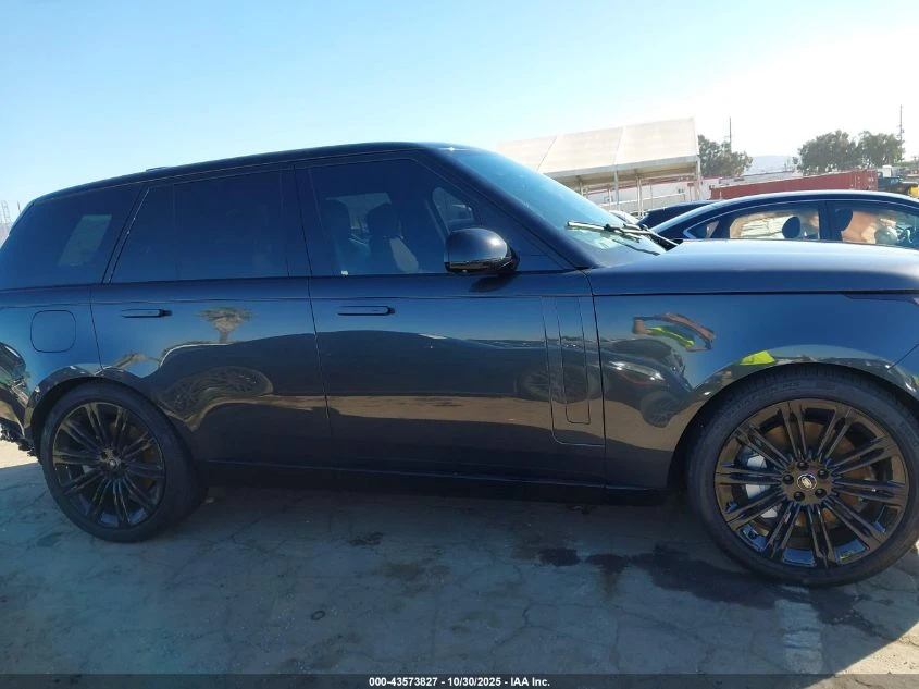 Land Rover Range rover 4.4L V-8 DI, DOHC, VVT, TURBO, 523HP All Wheel - изображение 5