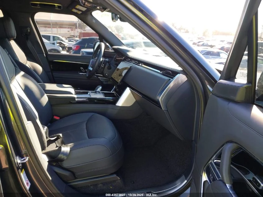 Land Rover Range rover 4.4L V-8 DI, DOHC, VVT, TURBO, 523HP All Wheel - изображение 10