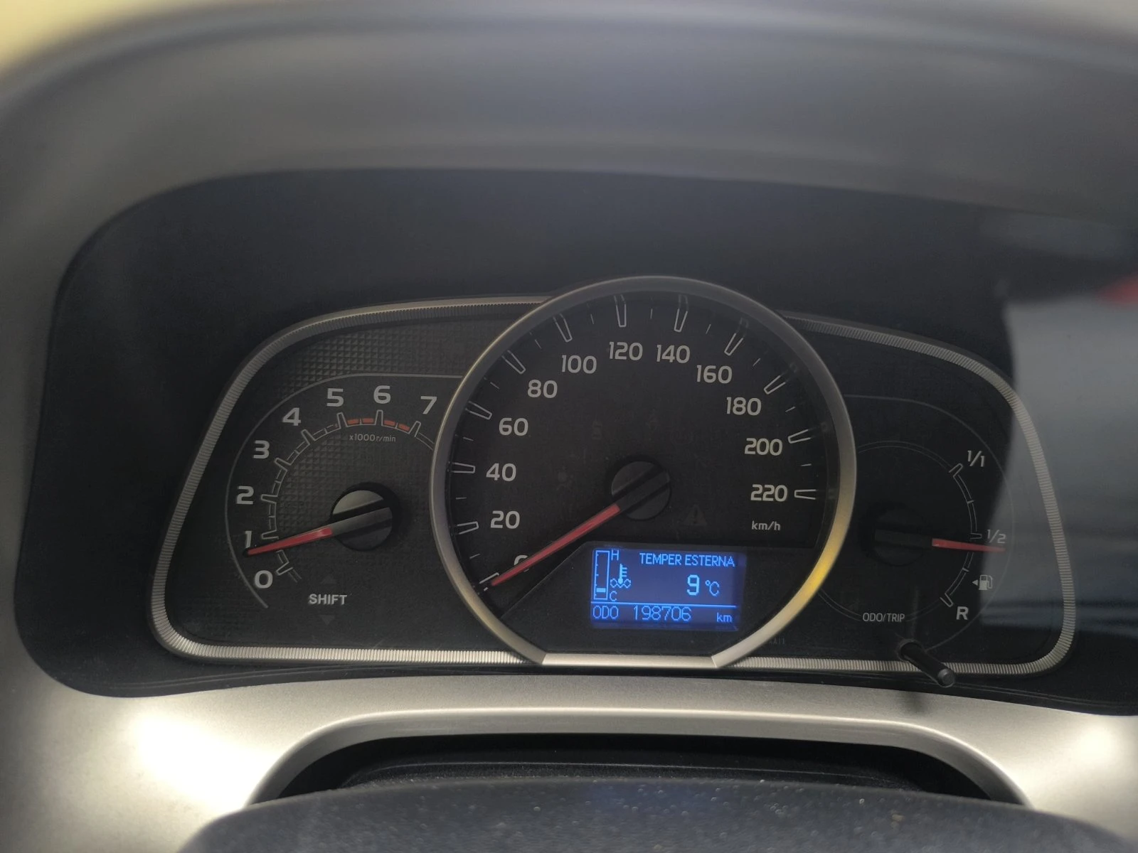 Toyota Rav4 2.0 D-4D Active | Mobile.bg � ����������� 8