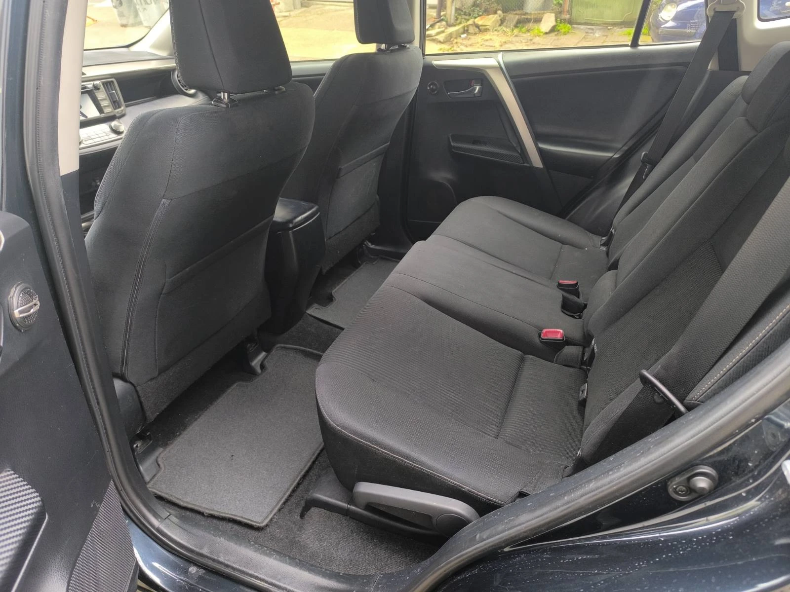 Toyota Rav4 2.0 D-4D Active | Mobile.bg � ����������� 10