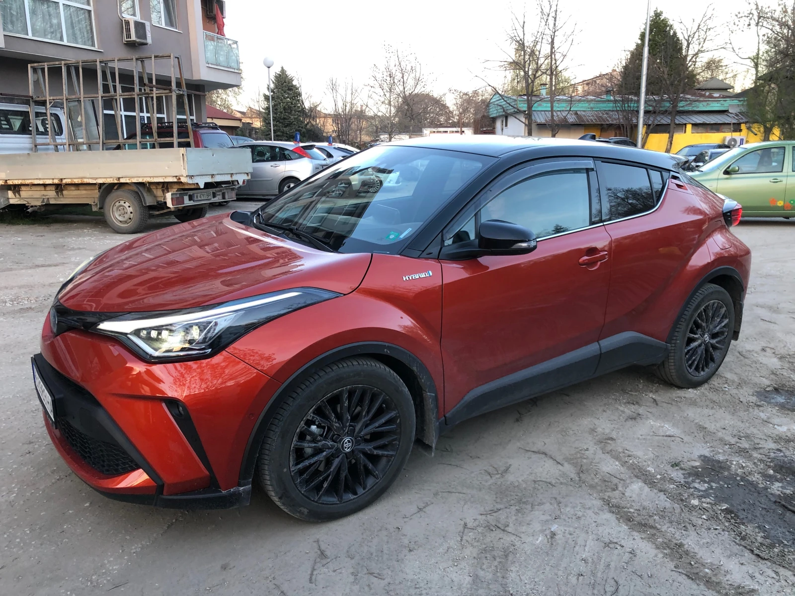 Toyota C-HR, снимка 2 - Автомобили и джипове - 54212054