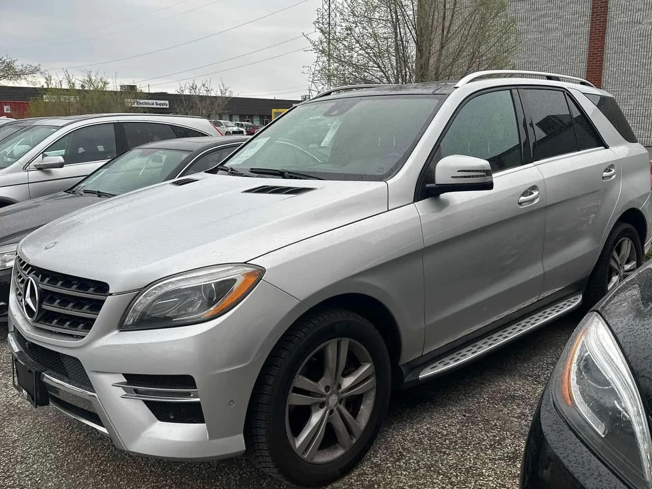 Mercedes-Benz ML 350 BlueTEC/ПОДГРЕВИ/360 КАМЕРИ/ПАНОРАМА, снимка 3 - Автомобили и джипове - 54431933
