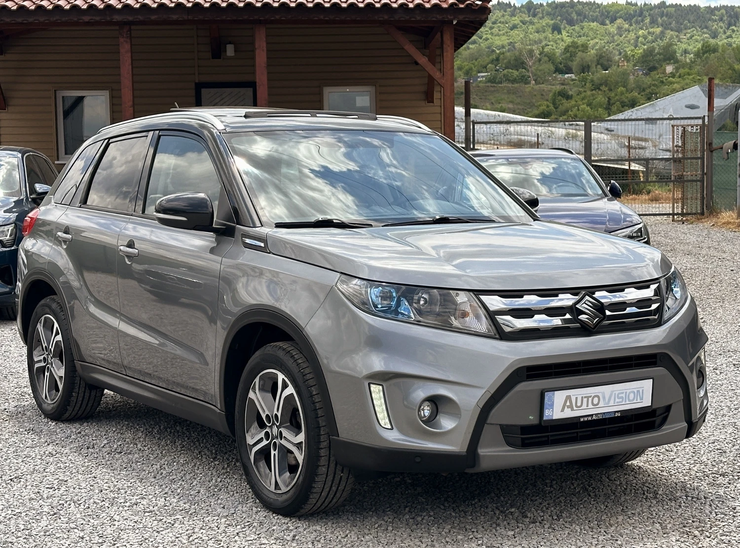 Suzuki Vitara 1.6i 4x4 Distronic Кожа Подгрев Панорама Камера