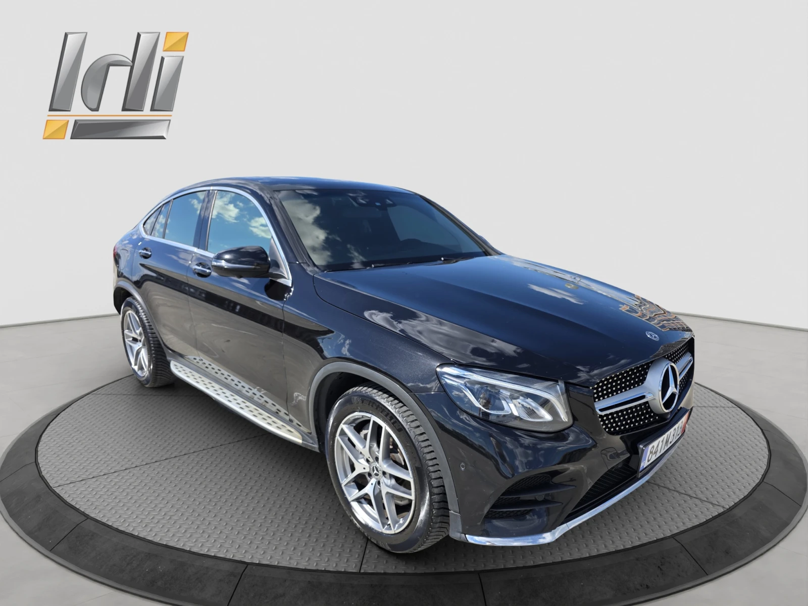 Mercedes-Benz GLC 220 9G TRONIC-4MATIC AMG, снимка 8 - Автомобили и джипове - 54720076