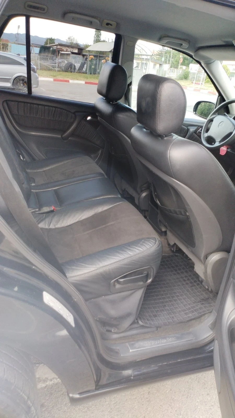 Mercedes-Benz ML 270 Facelift, снимка 6 - Автомобили и джипове - 55366168