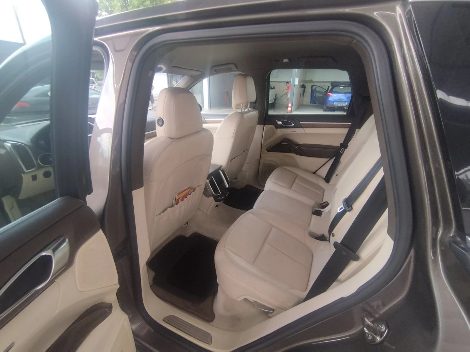 Porsche Cayenne Diesel , снимка 7 - Автомобили и джипове - 55412640
