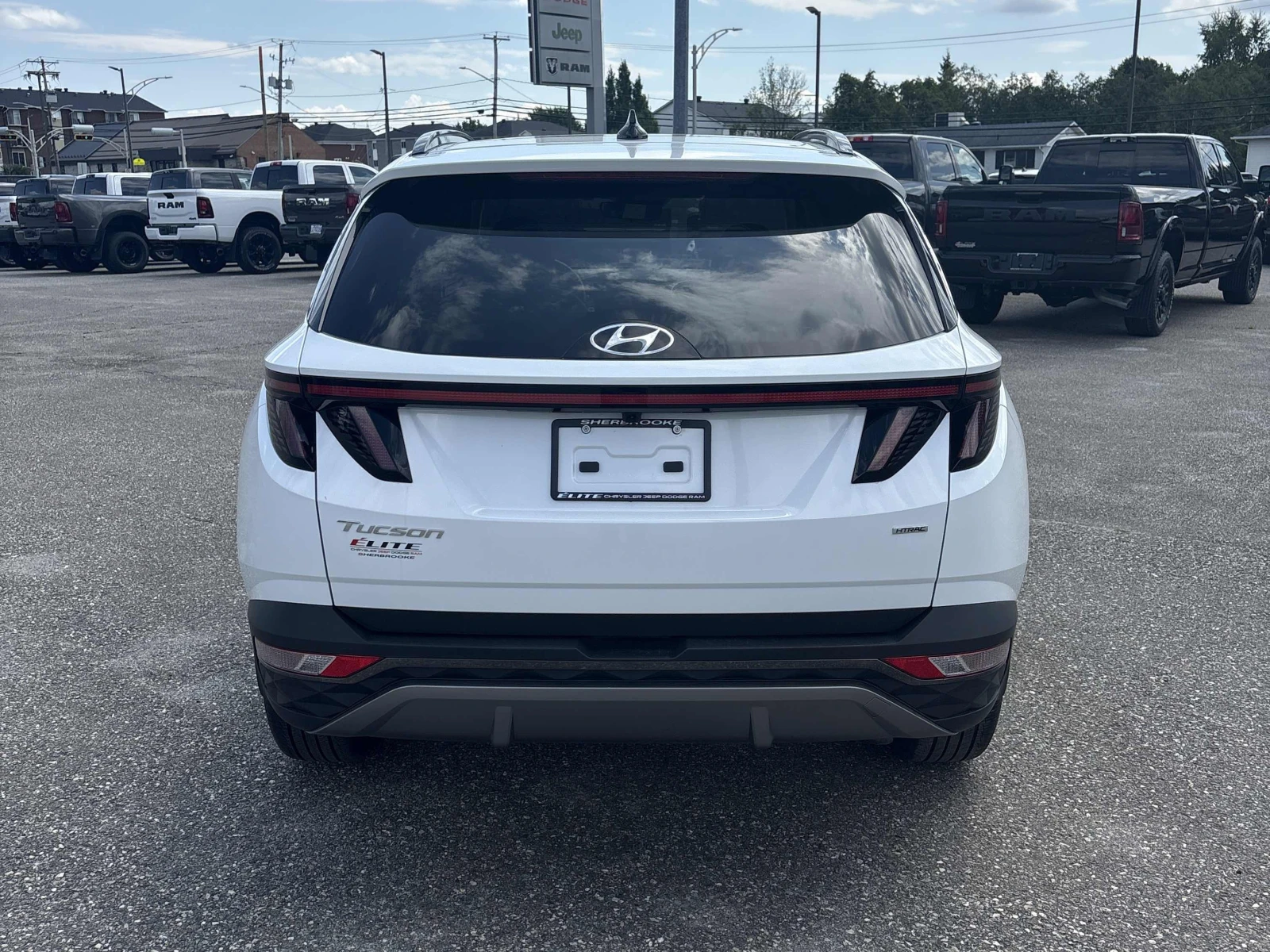 Hyundai Tucson, снимка 4 - Автомобили и джипове - 55690005