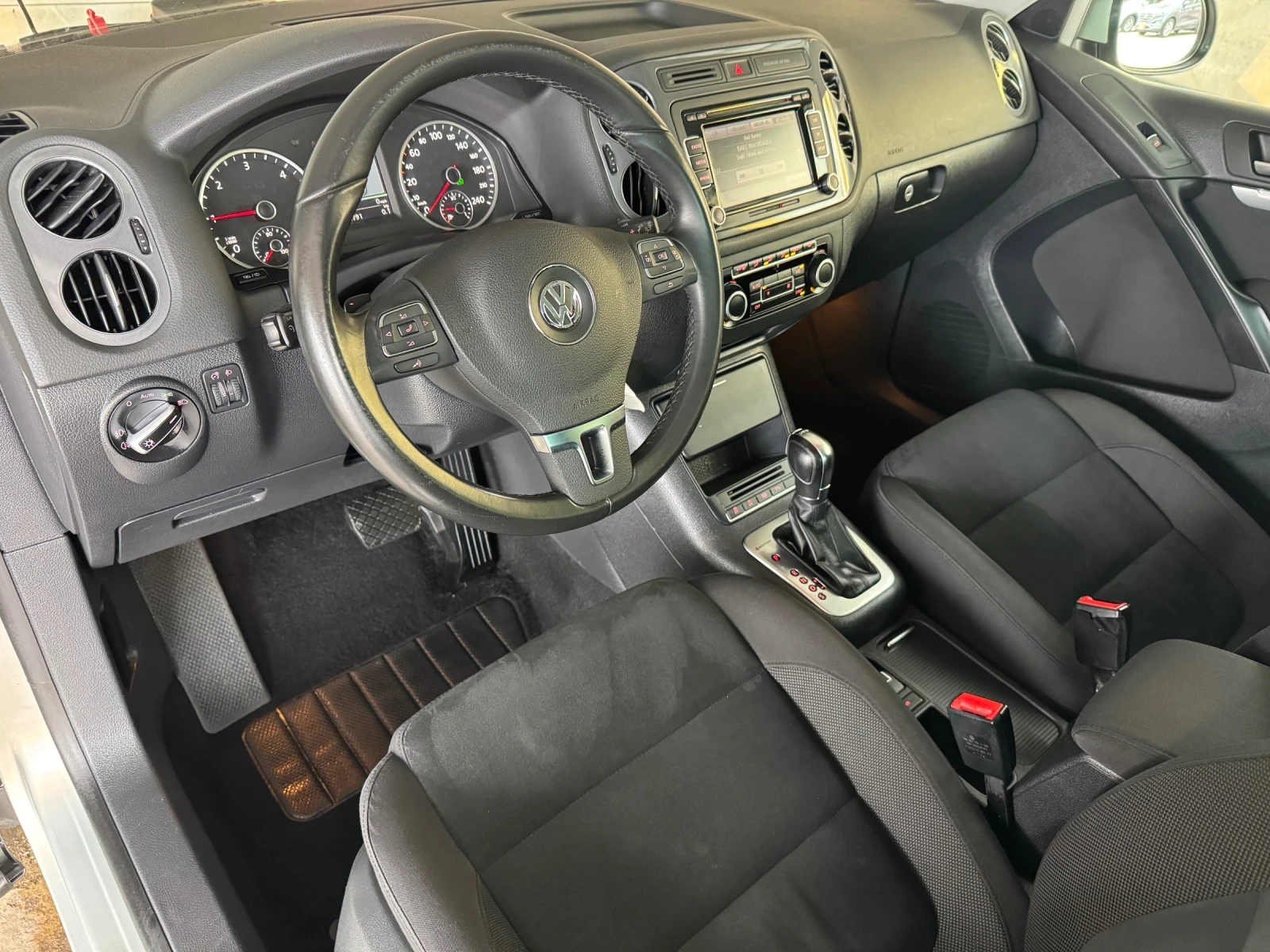 VW Tiguan 2, 0TDi* 4x4* FACELIFT* AUTOMATIC* EURO 5B | Mobile.bg � ����������� 9