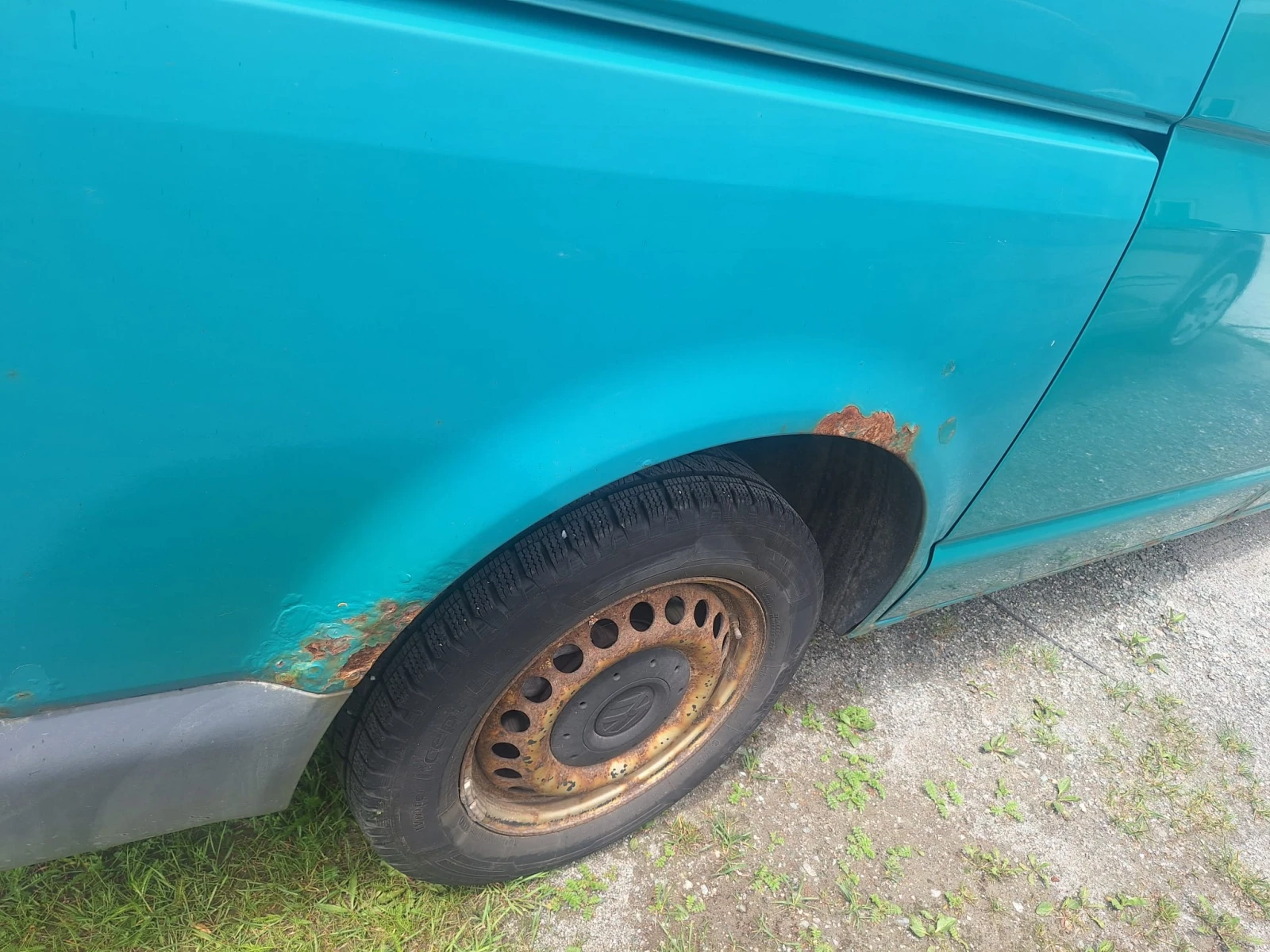 VW Transporter 1.9 TDI klima, снимка 6 - Бусове и автобуси - 55399066