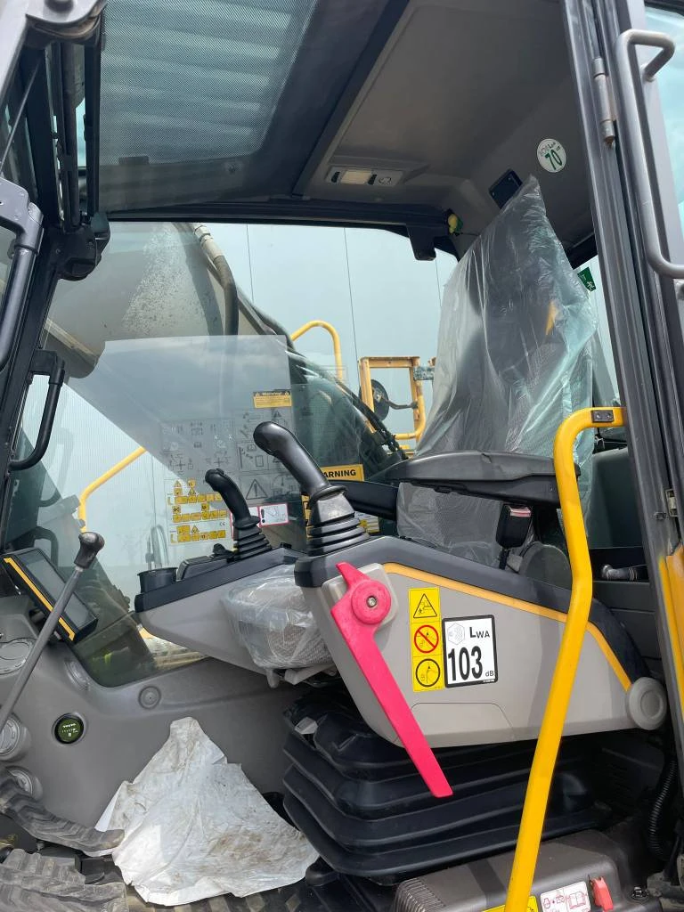 Багер Volvo EC 300 EL, снимка 14 - Индустриална техника - 47785753