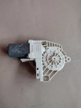 8K0959801A Моторче за стъкло / предна лява врата  AUDI A4 B8 8K0.959.801.A, снимка 4