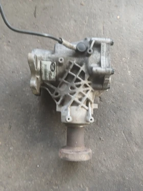 EJ32-7L486-AC Раздатка Renge Rover Discoveri sport 2.0 дизел 2015г EJ32-7L486-AC, снимка 1