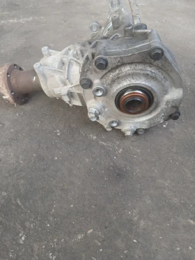 EJ32-7L486-AC Раздатка Renge Rover Discoveri sport 2.0 дизел 2015г EJ32-7L486-AC, снимка 3