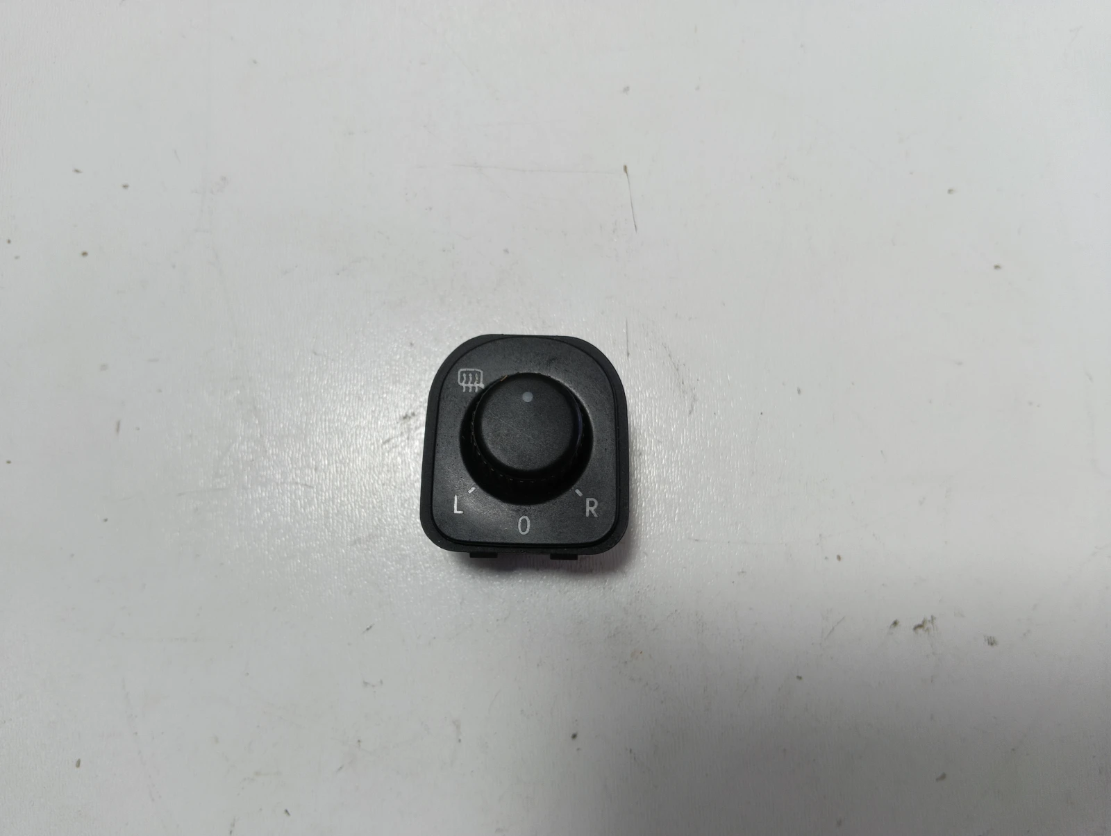 копче огледала 1K0959565L VW Golf