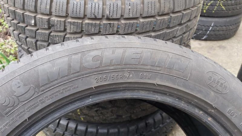 Гуми Летни 205/55R17, снимка 5 - Гуми и джанти - 27533848