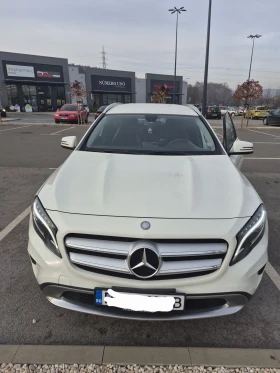 Mercedes-Benz 200, снимка 1