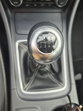 Mercedes-Benz 200, снимка 7