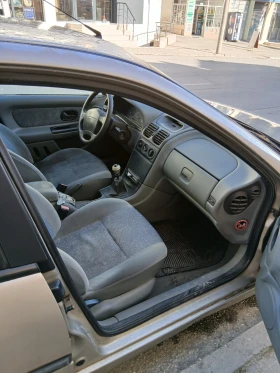Renault Laguna 1.9 DTI, снимка 8 - Автомобили и джипове - 53668117