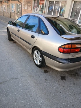 Renault Laguna 1.9 DTI, снимка 4 - Автомобили и джипове - 53668117
