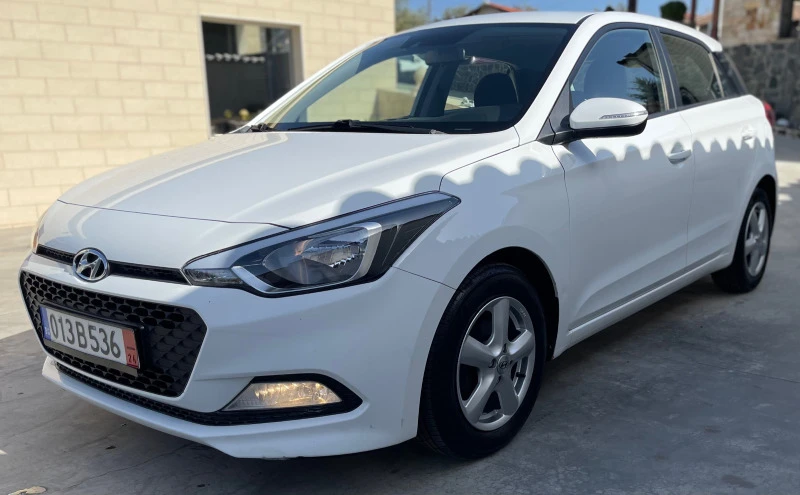 Hyundai I20 1.2 i Euro 6 Service book , снимка 2 - Автомобили и джипове - 46353824