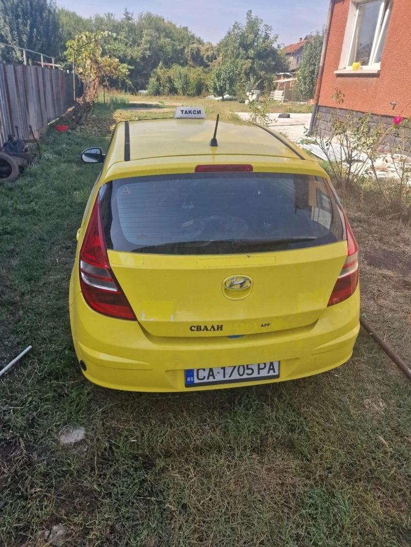 Hyundai I30 1.4, снимка 3 - Автомобили и джипове - 47777327