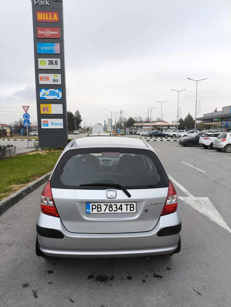 Honda Jazz, снимка 2 - Автомобили и джипове - 48261121