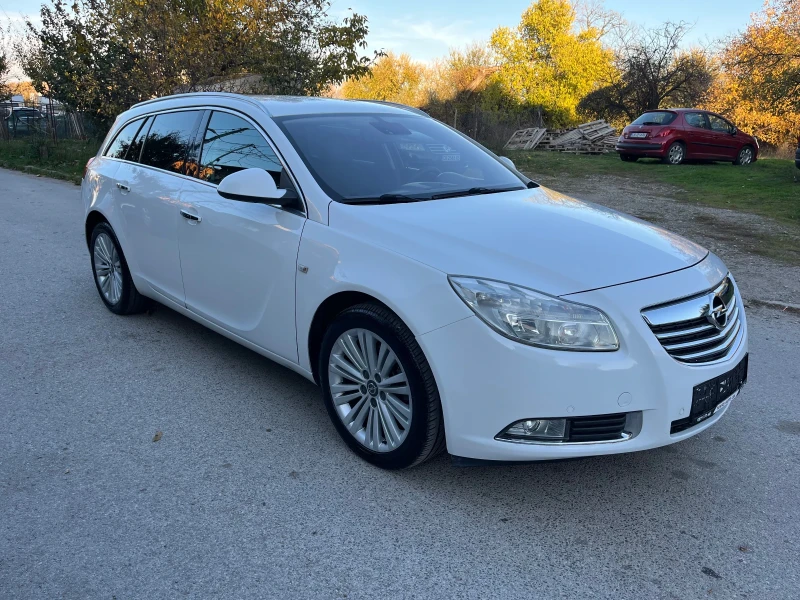 Opel Insignia, снимка 3 - Автомобили и джипове - 48492315