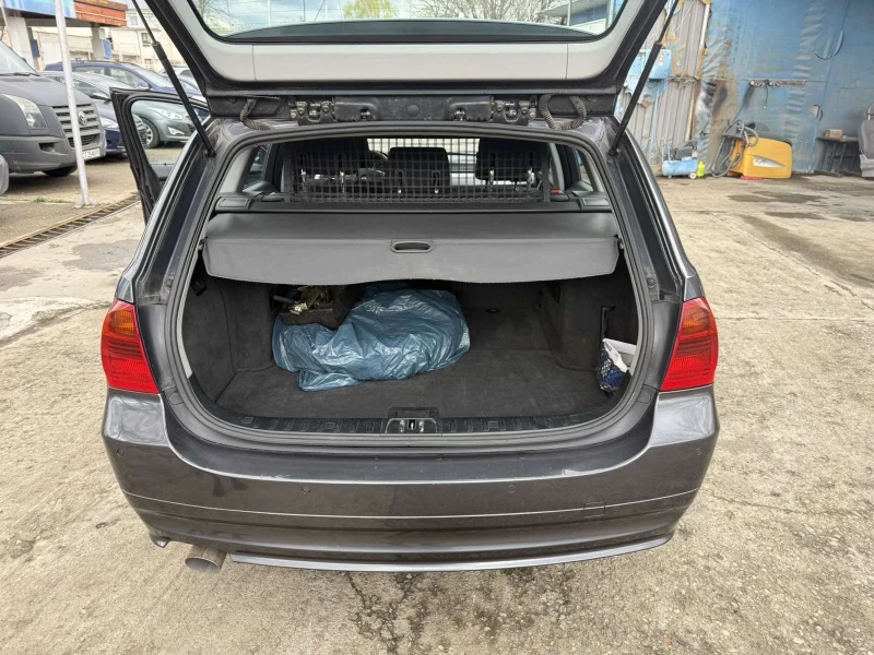 BMW 320, снимка 15 - Автомобили и джипове - 49877931