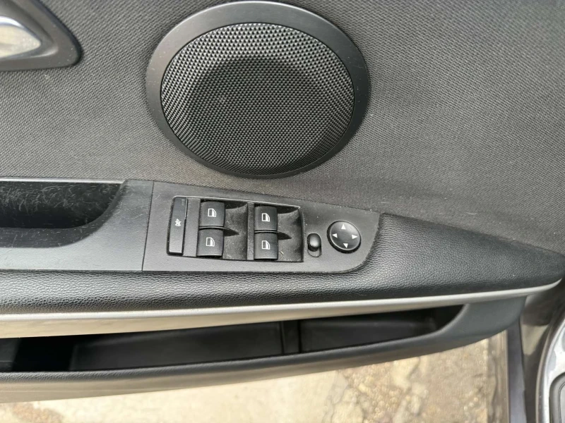 BMW 320, снимка 10 - Автомобили и джипове - 49877931