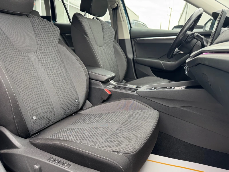 Skoda Octavia 2.0TDI/150к.с Style, снимка 13 - Автомобили и джипове - 52072011