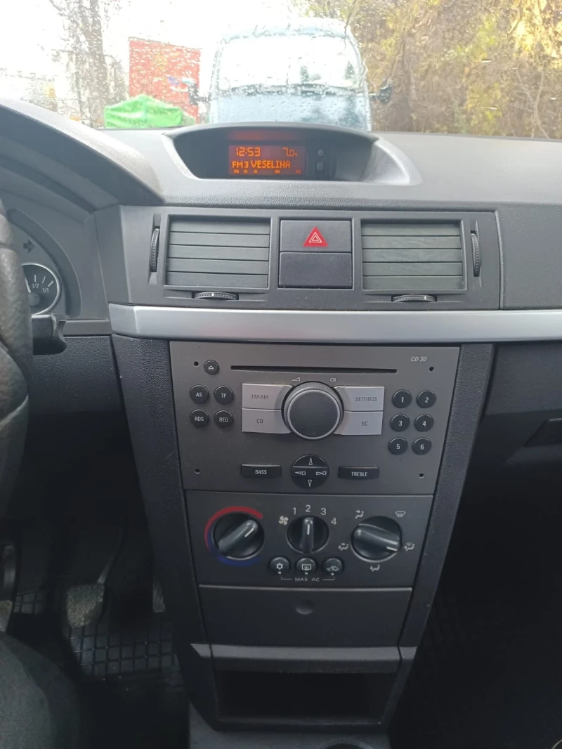 Opel Meriva, снимка 11 - Автомобили и джипове - 52565631