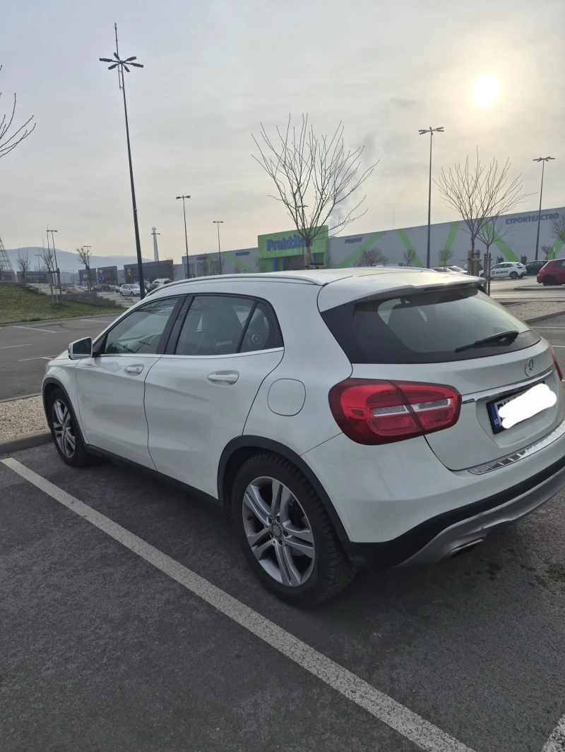 Mercedes-Benz 200, снимка 4 - Автомобили и джипове - 52835309