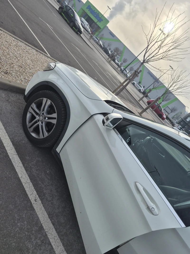 Mercedes-Benz 200, снимка 12 - Автомобили и джипове - 52835309