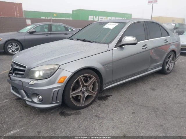 Mercedes-Benz C 63 AMG