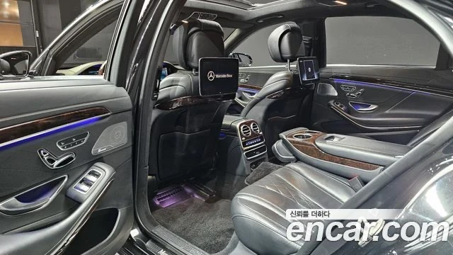 Mercedes-Benz S 560, снимка 3 - Автомобили и джипове - 53556295