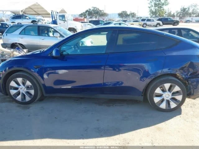 Tesla Model Y DUAL MOTOR ALL-WHEEL DRIVE | ЦЕНА ДО БЪЛГАРИЯ | , снимка 13 - Автомобили и джипове - 53660993