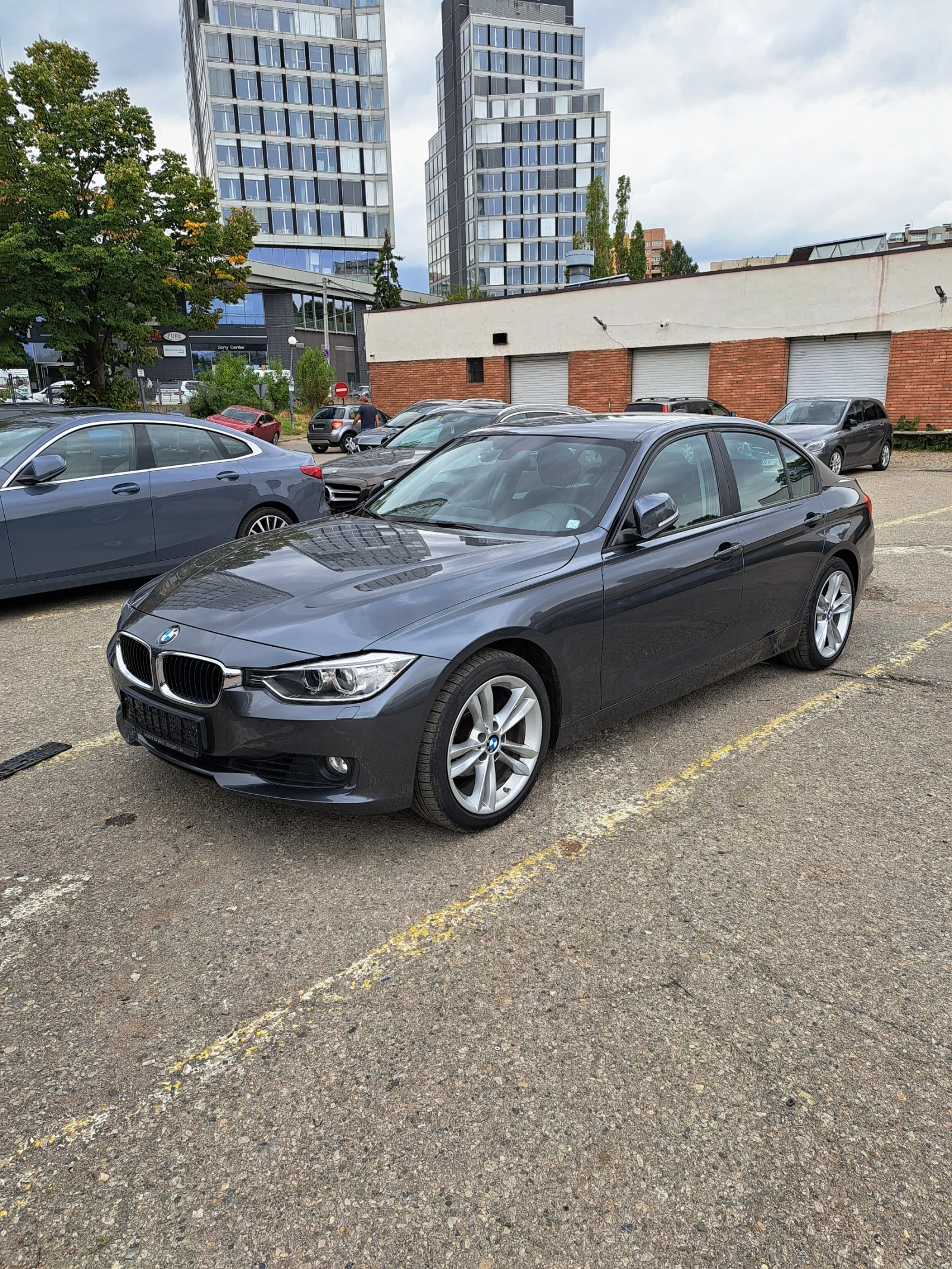 BMW 320 Xdrive  | Mobile.bg   11