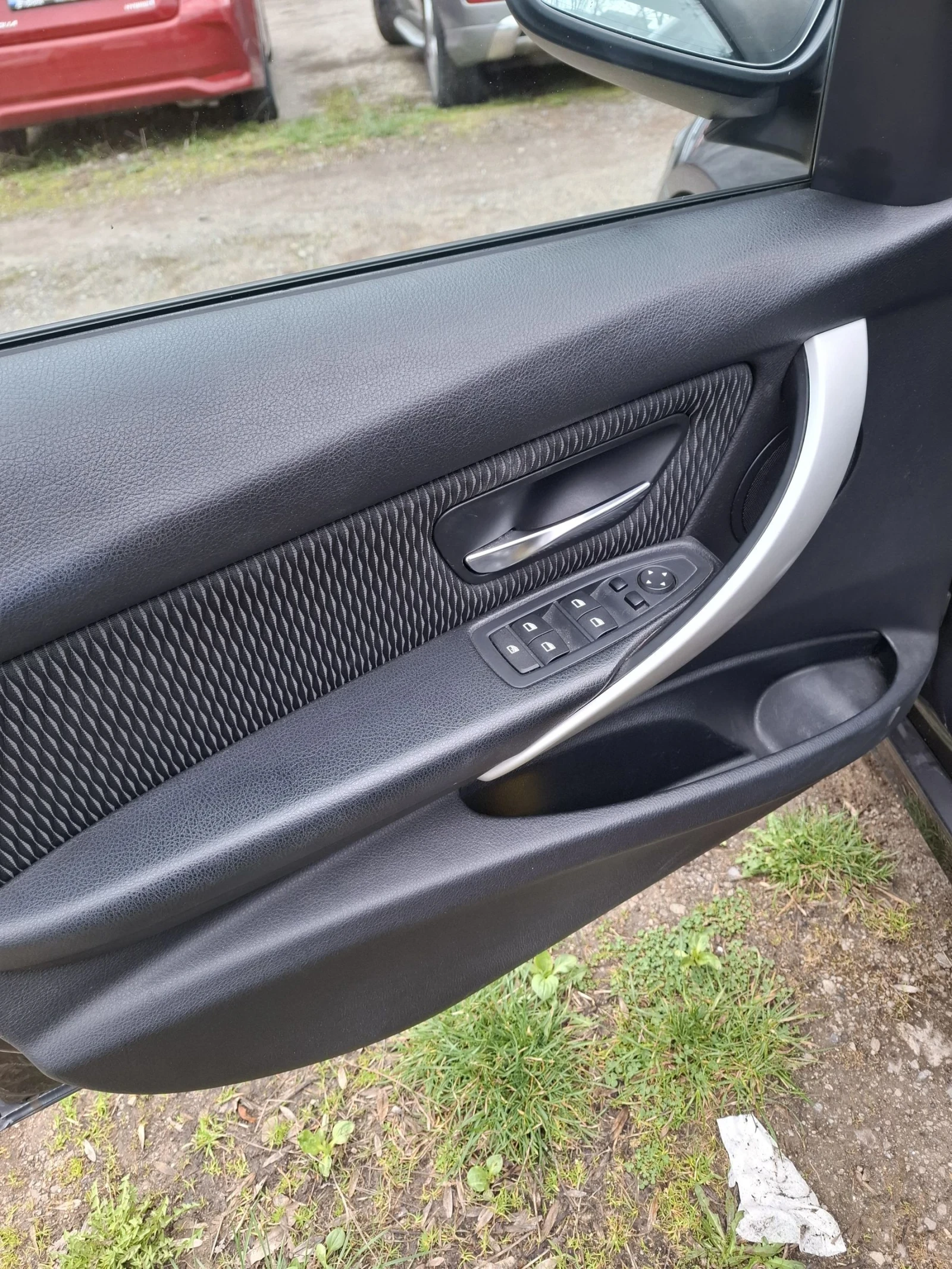 BMW 320 Xdrive , снимка 15 - Автомобили и джипове - 47522499