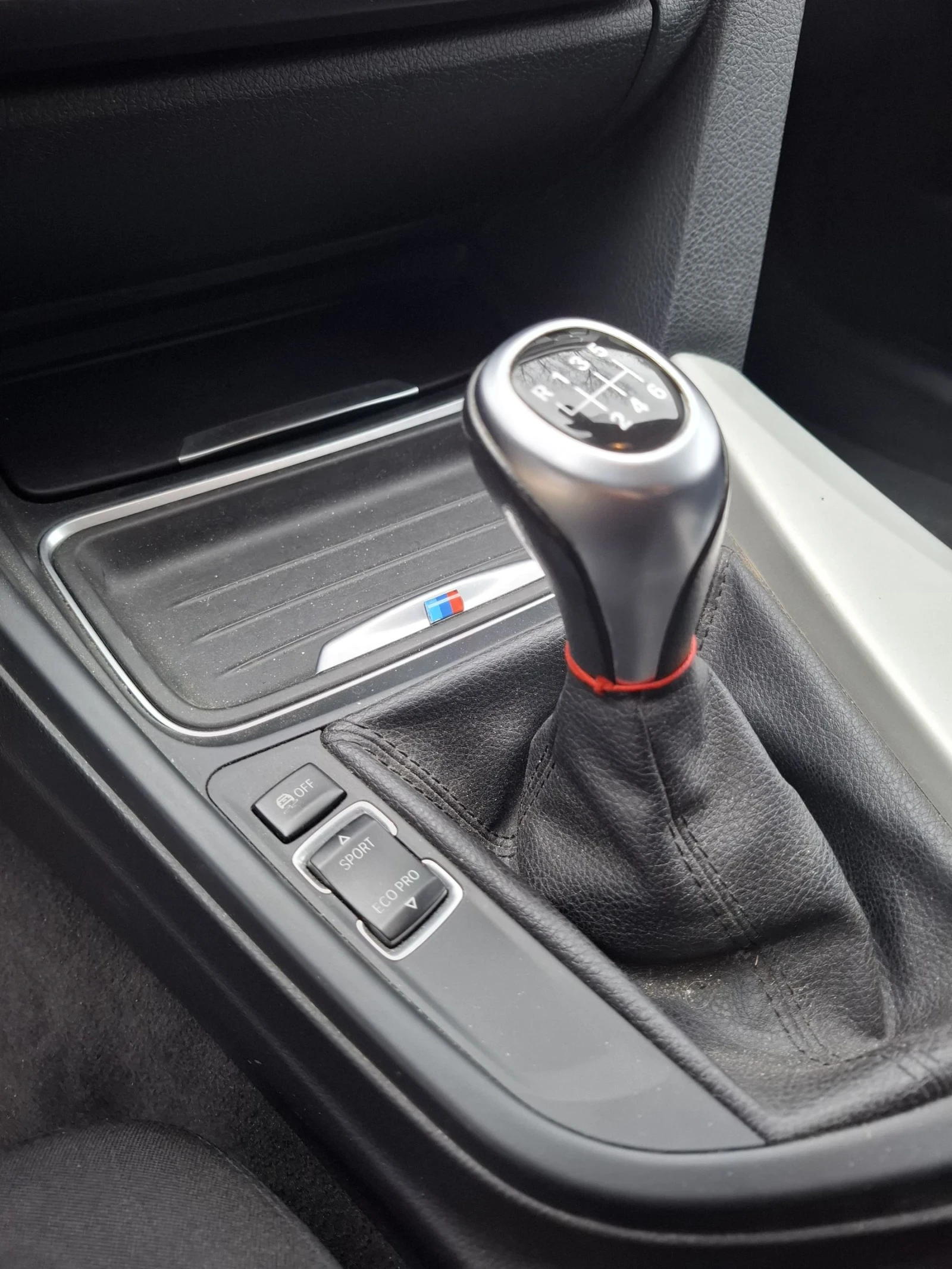 BMW 320 Xdrive , снимка 16 - Автомобили и джипове - 47522499